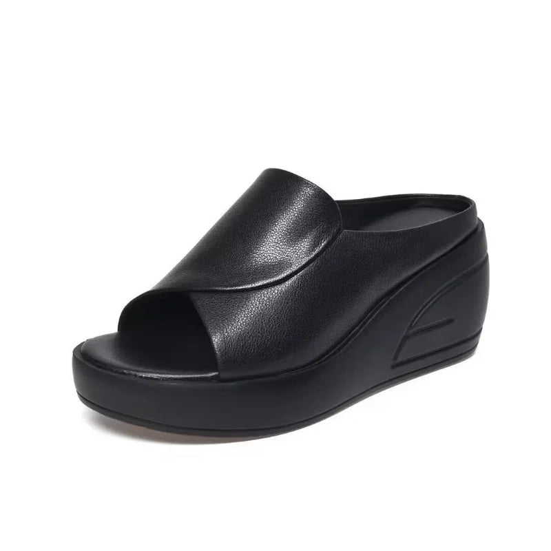Sandales de confort pour femme – Parfaites pour les journées actives
Matériaux respirants, antidérapants, et design moderne.
